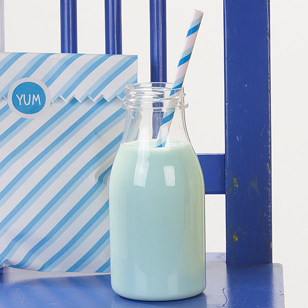Mini Plastic Milk Bottles with Lids 11.25oz / 320ml | Drinkstuff